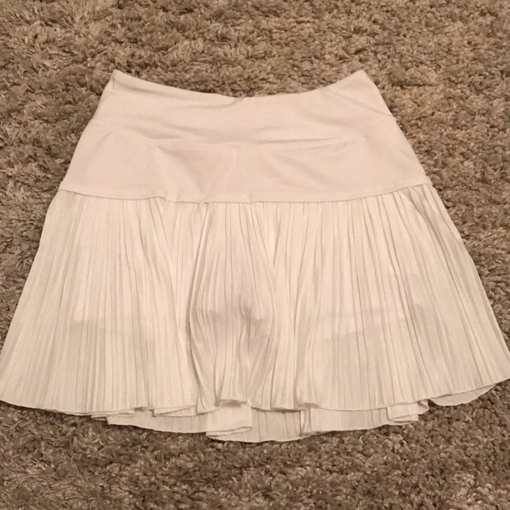 Skirt with incorporate spandex